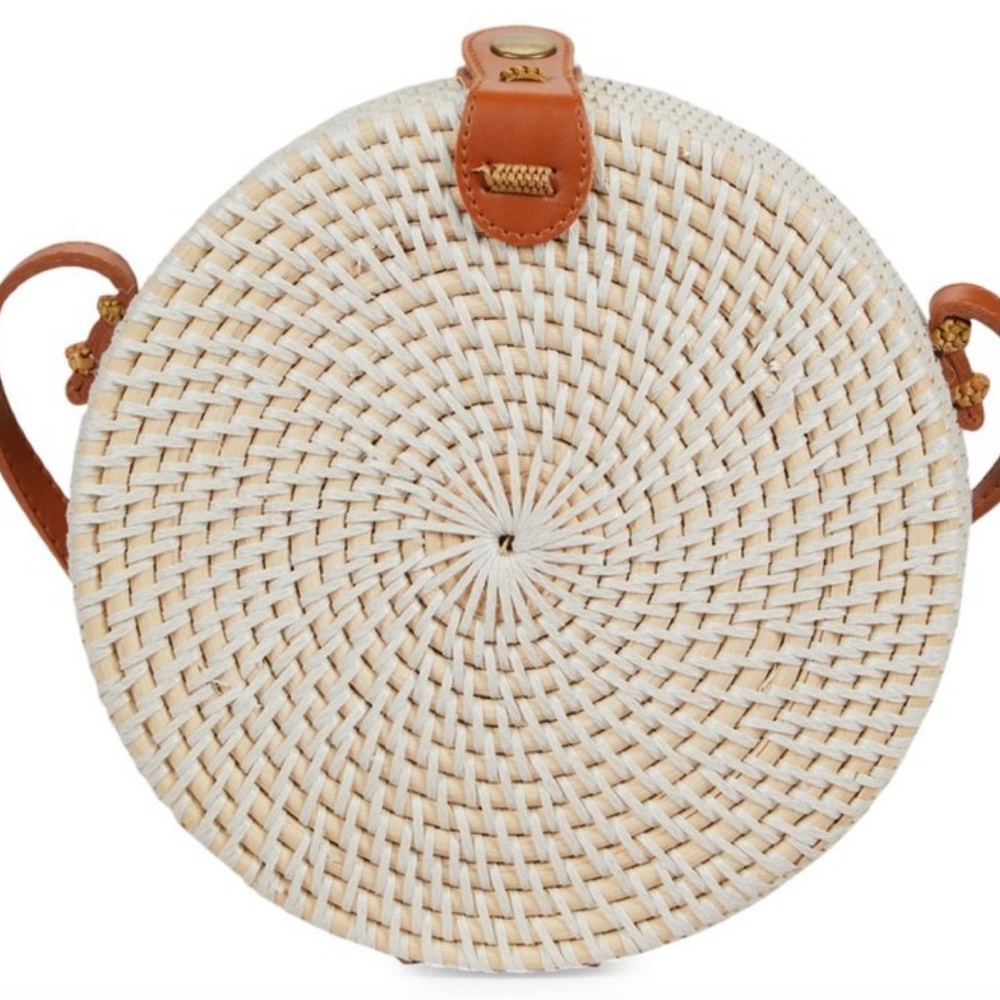 ISA & STEF
Large Round Rattan Top Handle Crossbody Bag